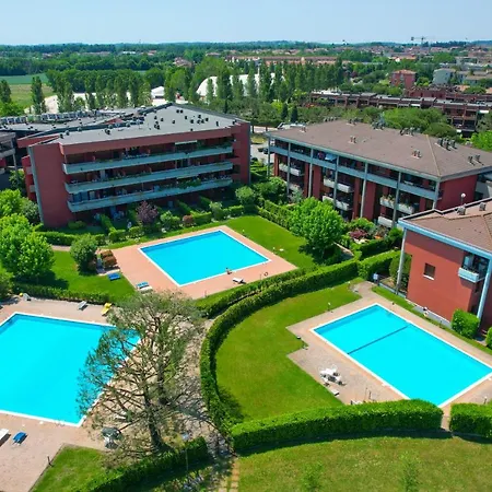 Desenzanoloft Official Partner Marriott Homes & - Dolce With Garden And Pools *