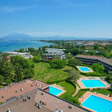 شقة Desenzanoloft Official Partner Marriott Homes & - Dolce With Garden And Pools