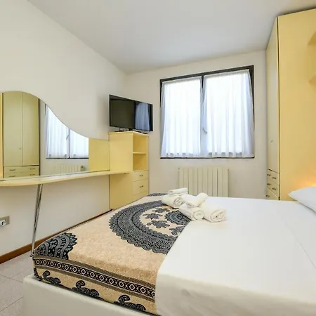 شقة Desenzanoloft Official Partner Marriott Homes & - Dolce With Garden And Pools