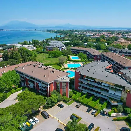 Dolce With Garden And Pools Desenzanoloft Official Partner Homes & By Marriott Bonvoy *